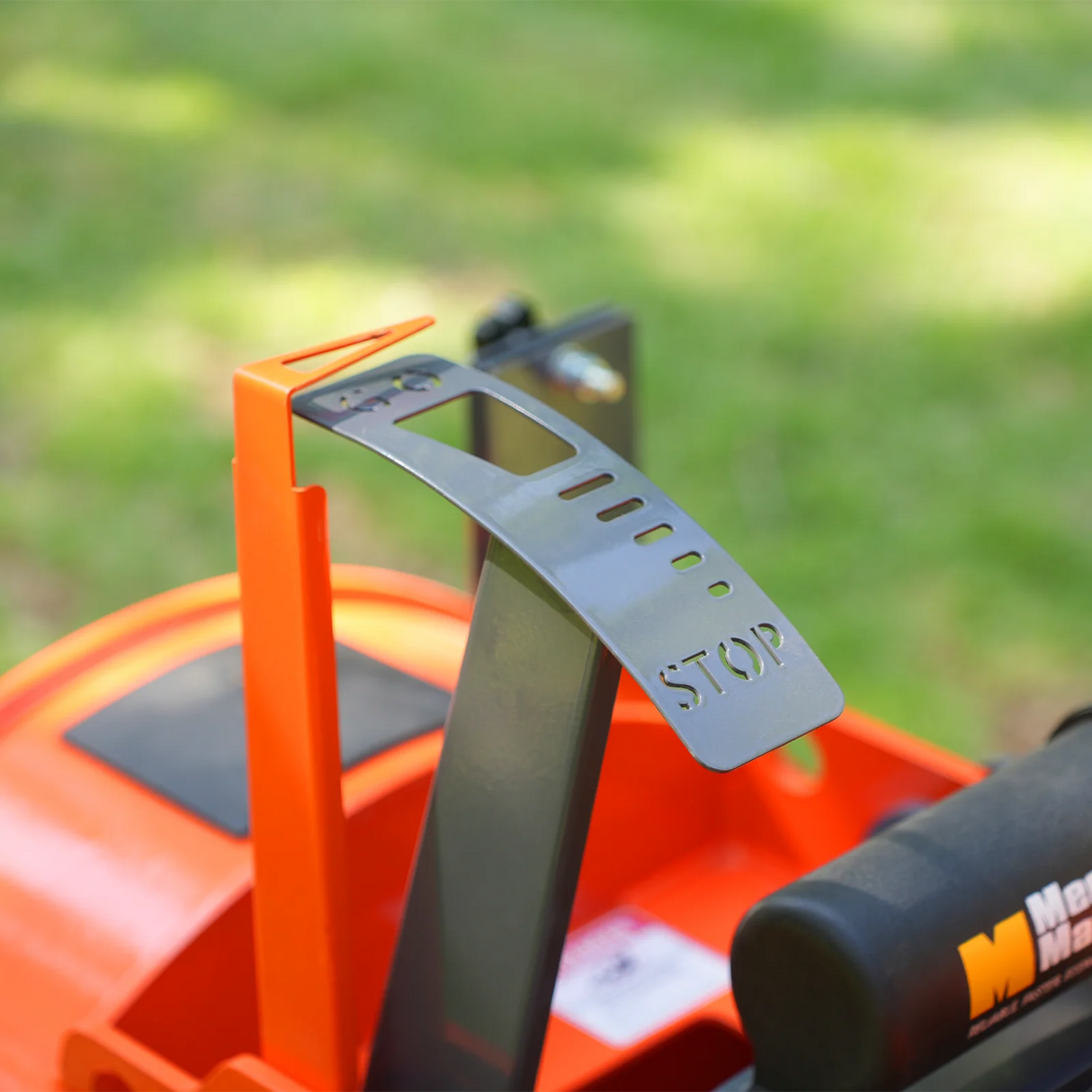 MechMaxx 3-Point PTO Stump Grinder with 34 Carbide Teeth (PTO Shaft Included with Slip Clutch), for 15-45HP Tractor, SG24PRO – Orange