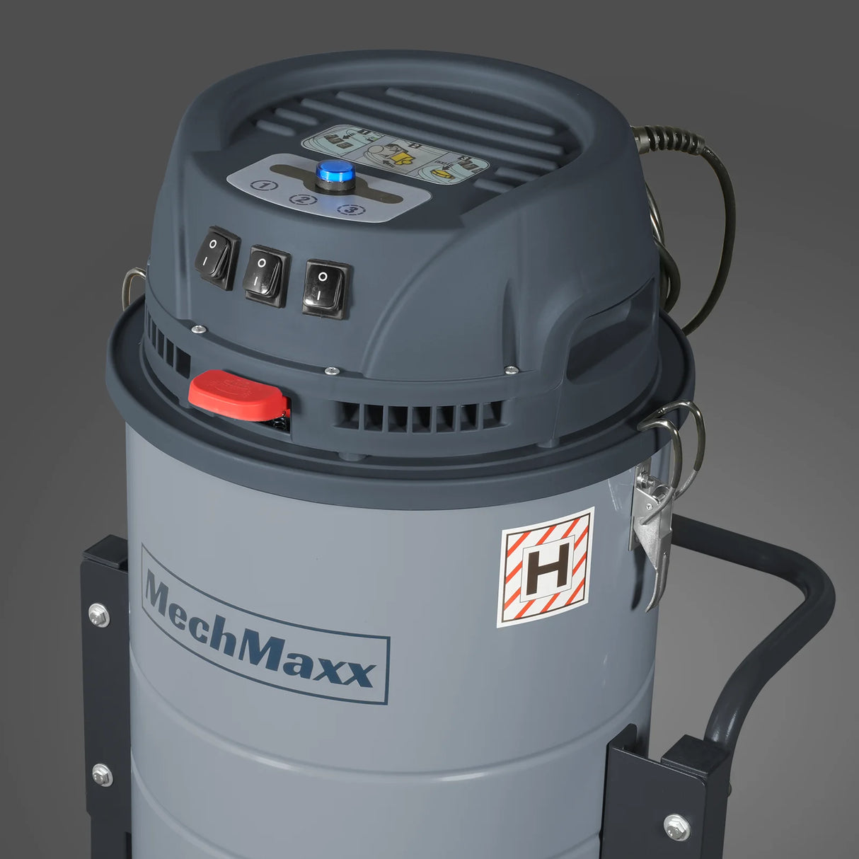 Industrial Wet/Dry Vacuum Cleaner with HEPA Filter Three Motor 3.3 HP 285 CFM 16 Gallon - 110V 1 Phase, IVA3M