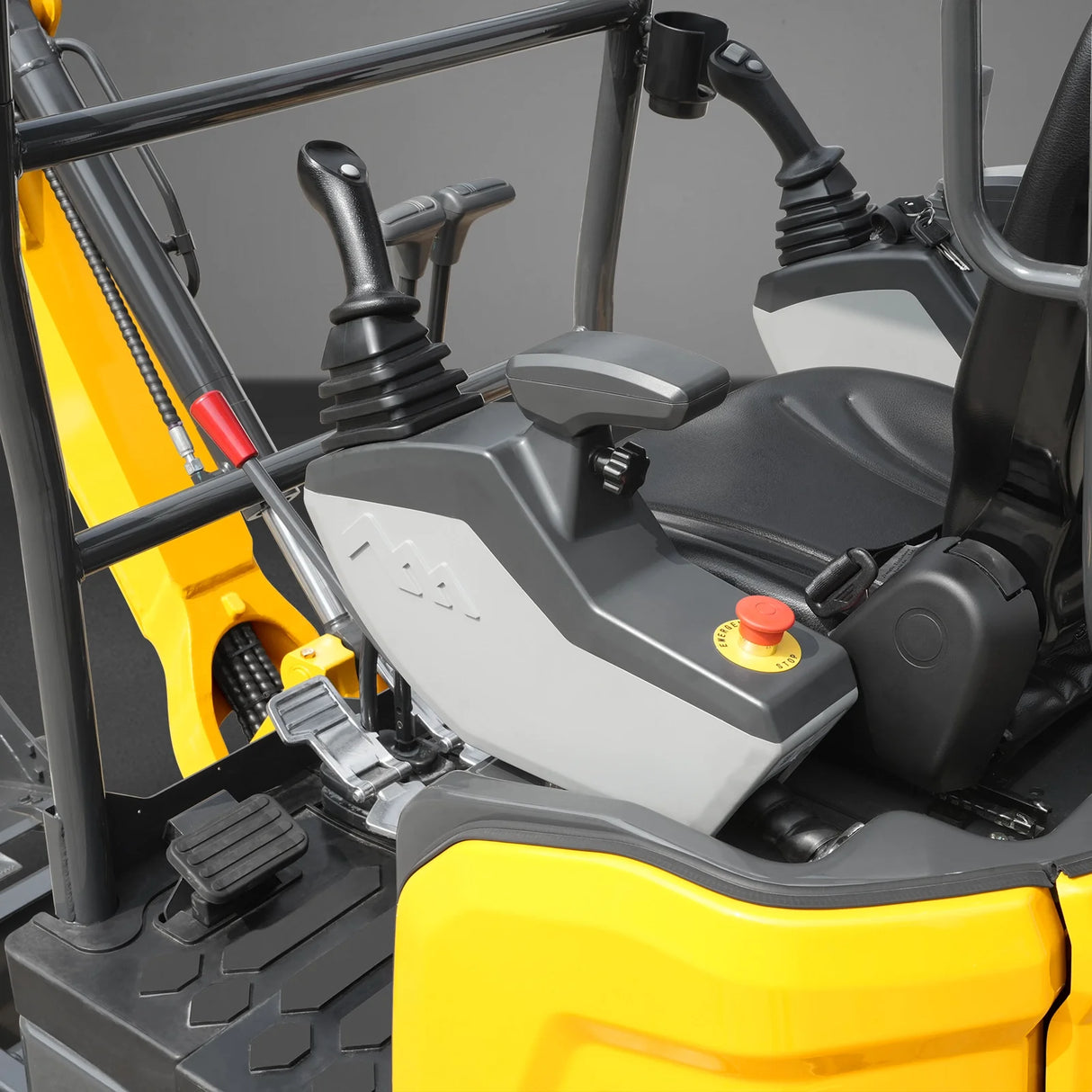 Mini Compact Excavator Kubota D902 Engine, 95" Max. Digging Depth, 4190 LBS Operating Weight, MEC17PRO