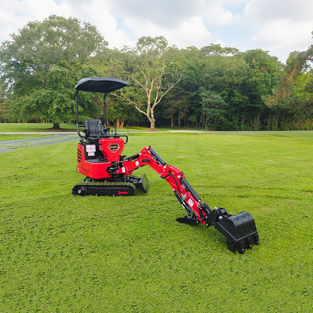 Mini Compact Excavator HONDA GX390 Engine, 65.7" Max. Digging Depth, 2280 LBS Operating Weight, MEC10