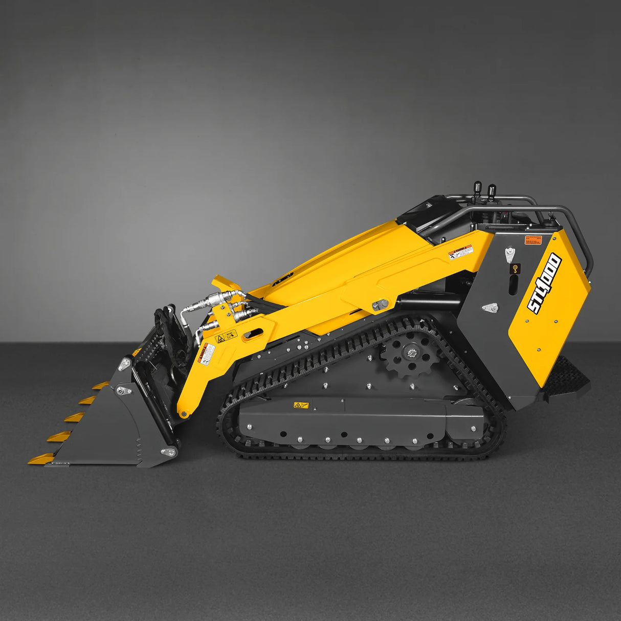 Mini Skid Steer Stand On Compact Track Loader ( 4 in 1 bucket included ) with 25HP KUBOTA D1105 Diesel Engine, Common Industry Interface (CII), CROBA STL1000