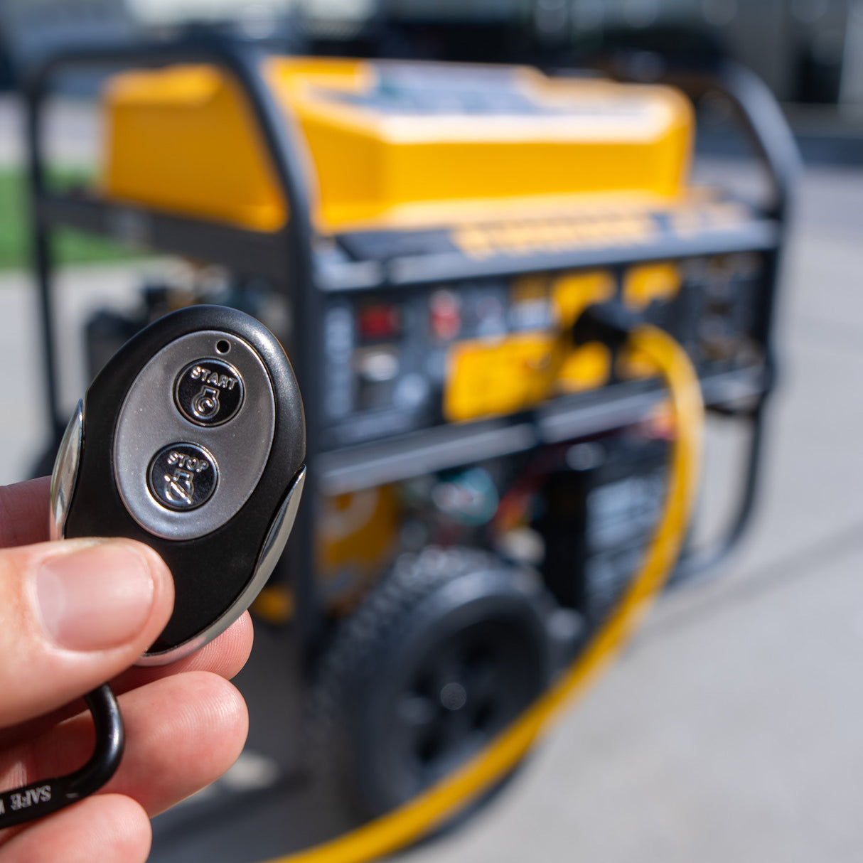 GAS PORTABLE GENERATOR 8375W REMOTE START 120/240V