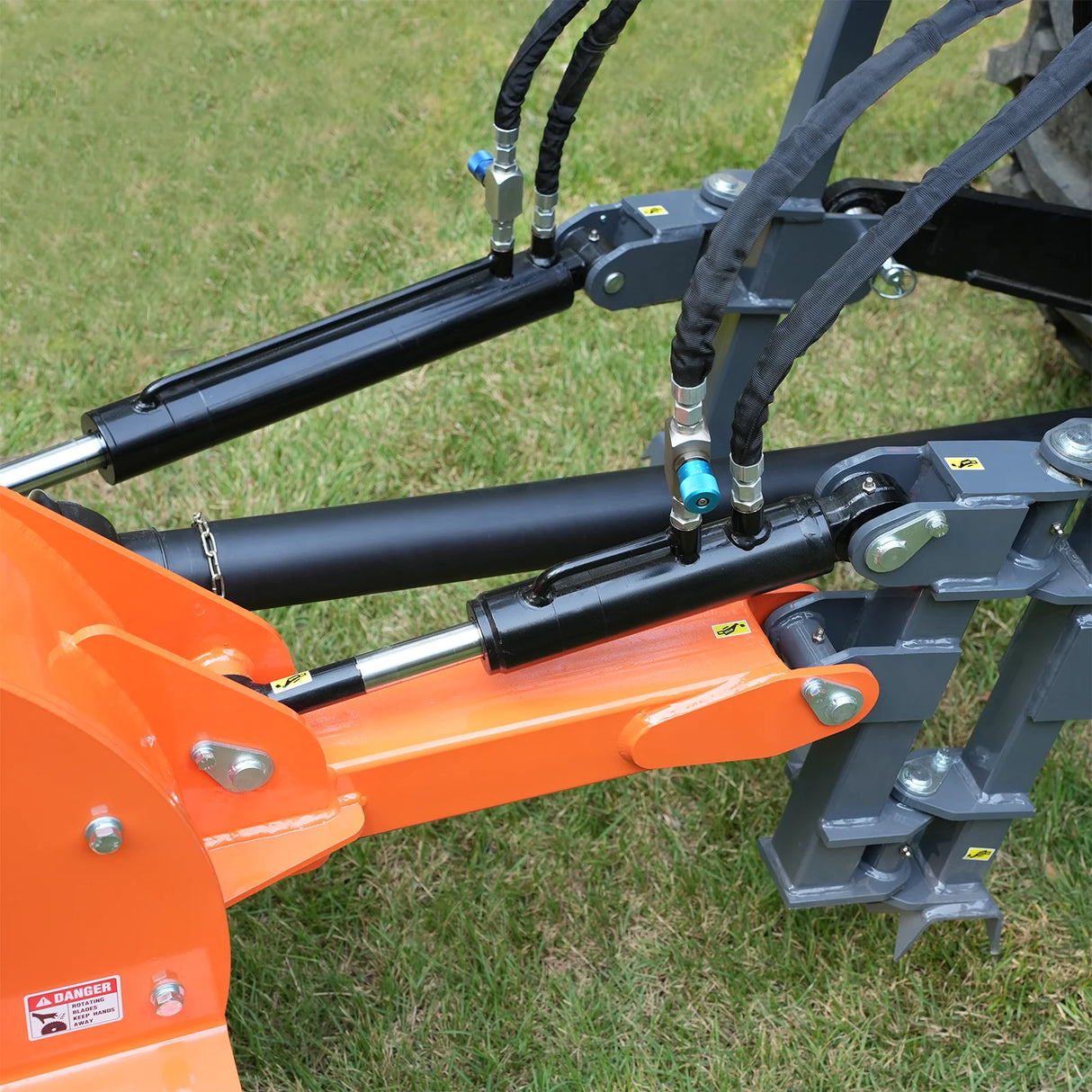24'' Cutting Wheel Hydraulic Cylinders Stump Grinder, (PTO Shaft Included with Slip Clutch) , 35-60hp, TSG61