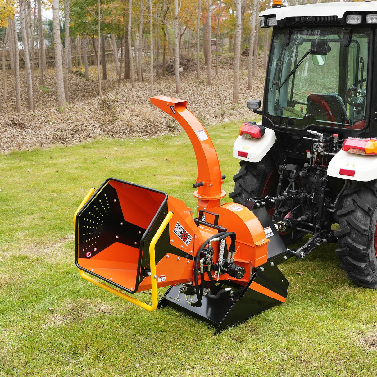 6" 3 Point Hydraulic Feeding PTO Wood Chipper for 20-50HP Tractor, WC68H