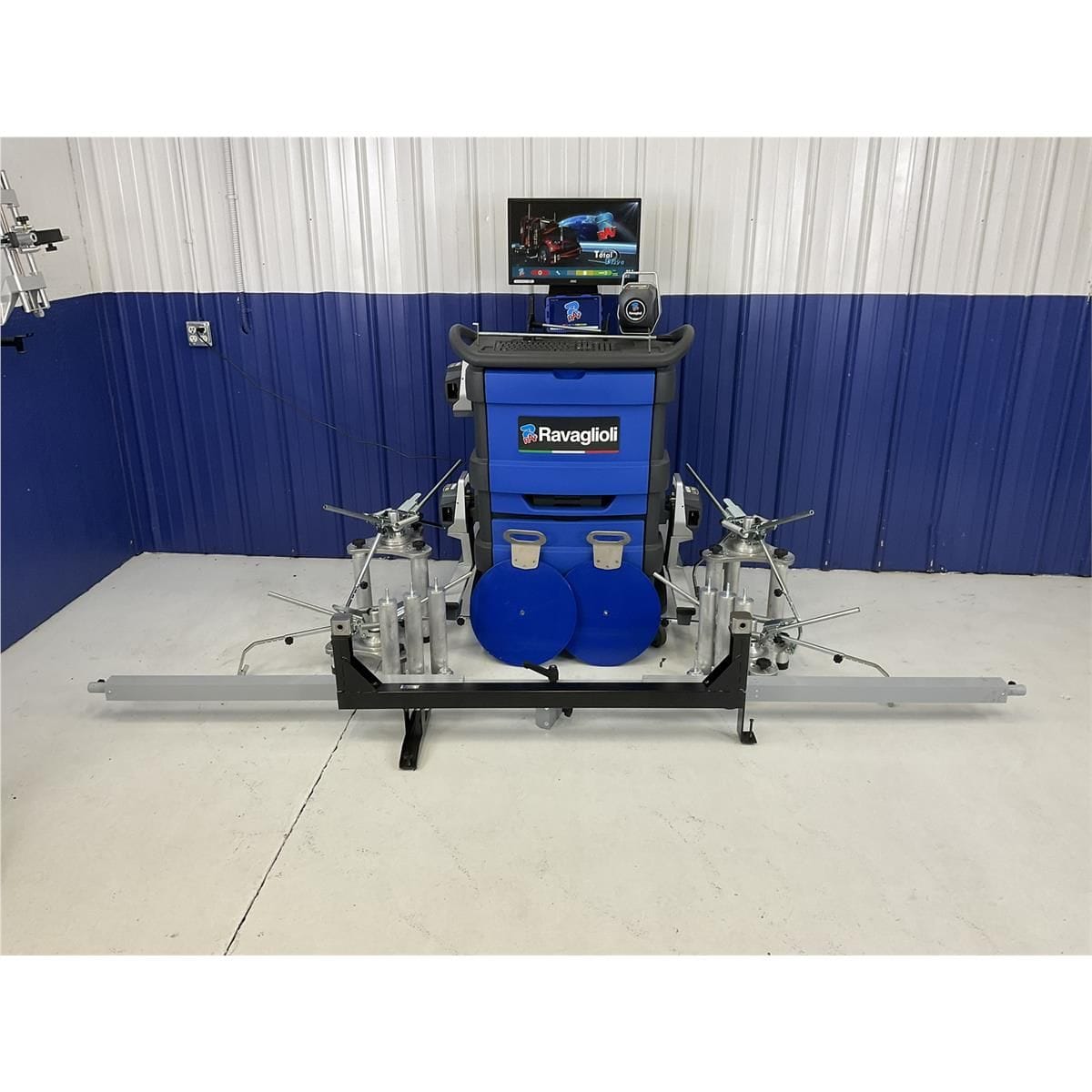 Atlas TD8060NA Heavy-Duty Truck Alignment System with Ravaglioli Express Cabinet