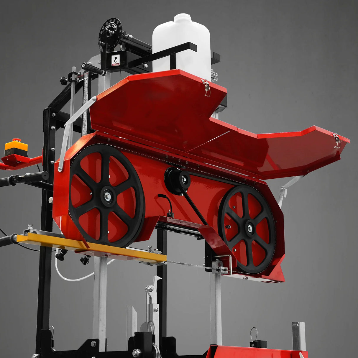 MechMaxx 22" Portable Sawmill, 224cc 7HP DUCAR Gasoline Engine, 18" Board Width, 13' Track Length, SM-22