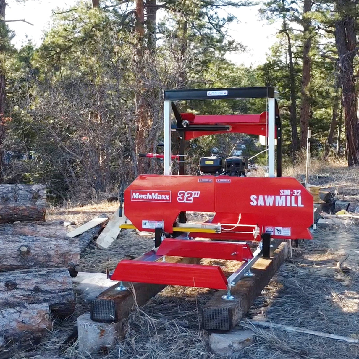 MechMaxx 32" Portable Sawmill (5 x Blades Included), KOHLER CH440 429cc E-Start Gasoline Engine, 26.5" Board Width, 20' Track Length (13' Track Length + 6.4' Track Extension Included), SM-32