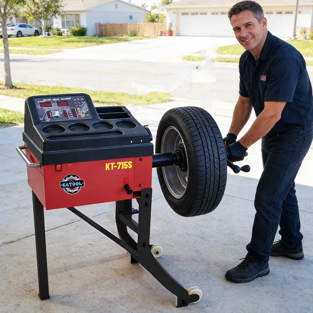 Katool KT-715S wheel balancer in shop use