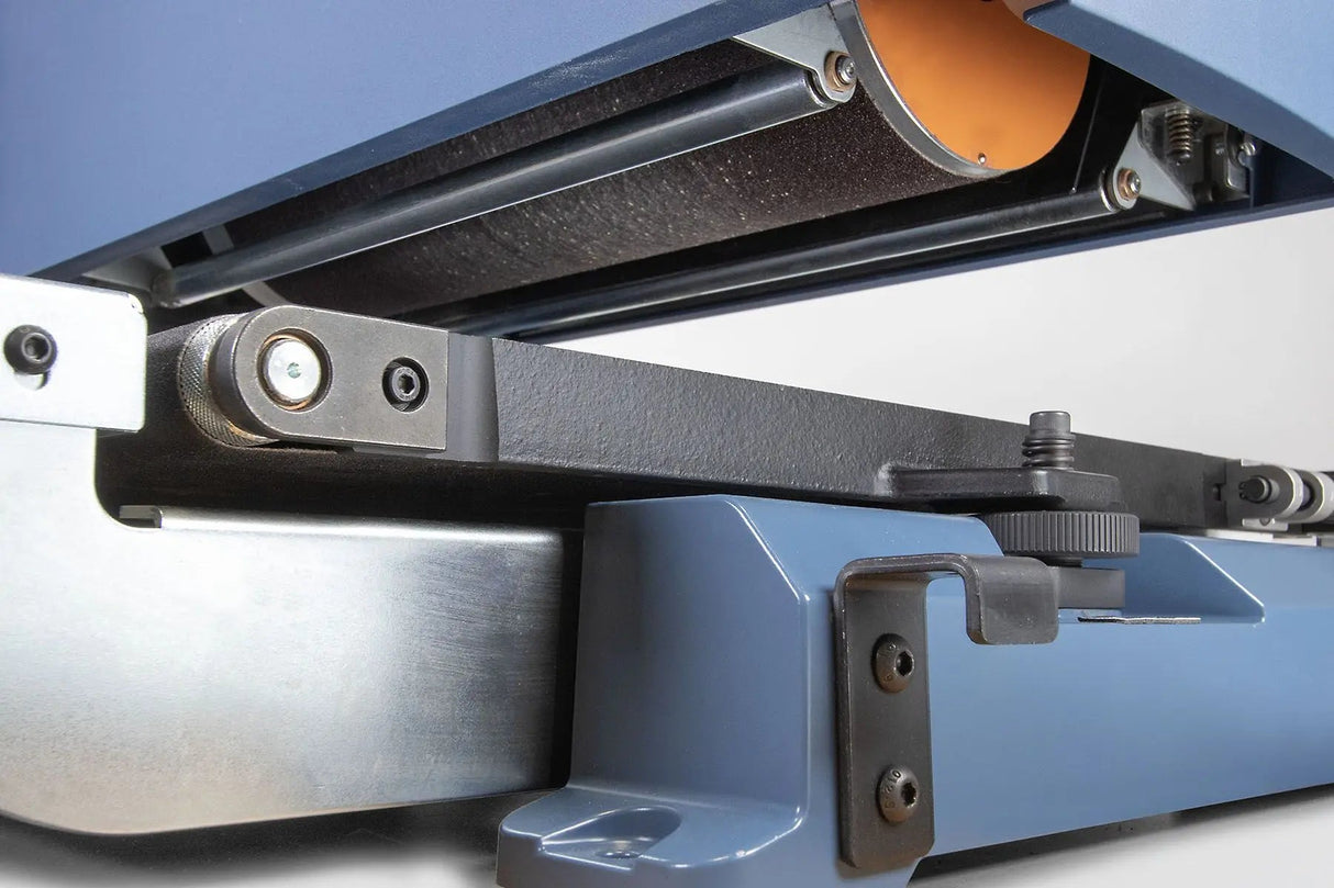 15" Open-Ended Wide Belt Sander (Oscillating) with Stand included