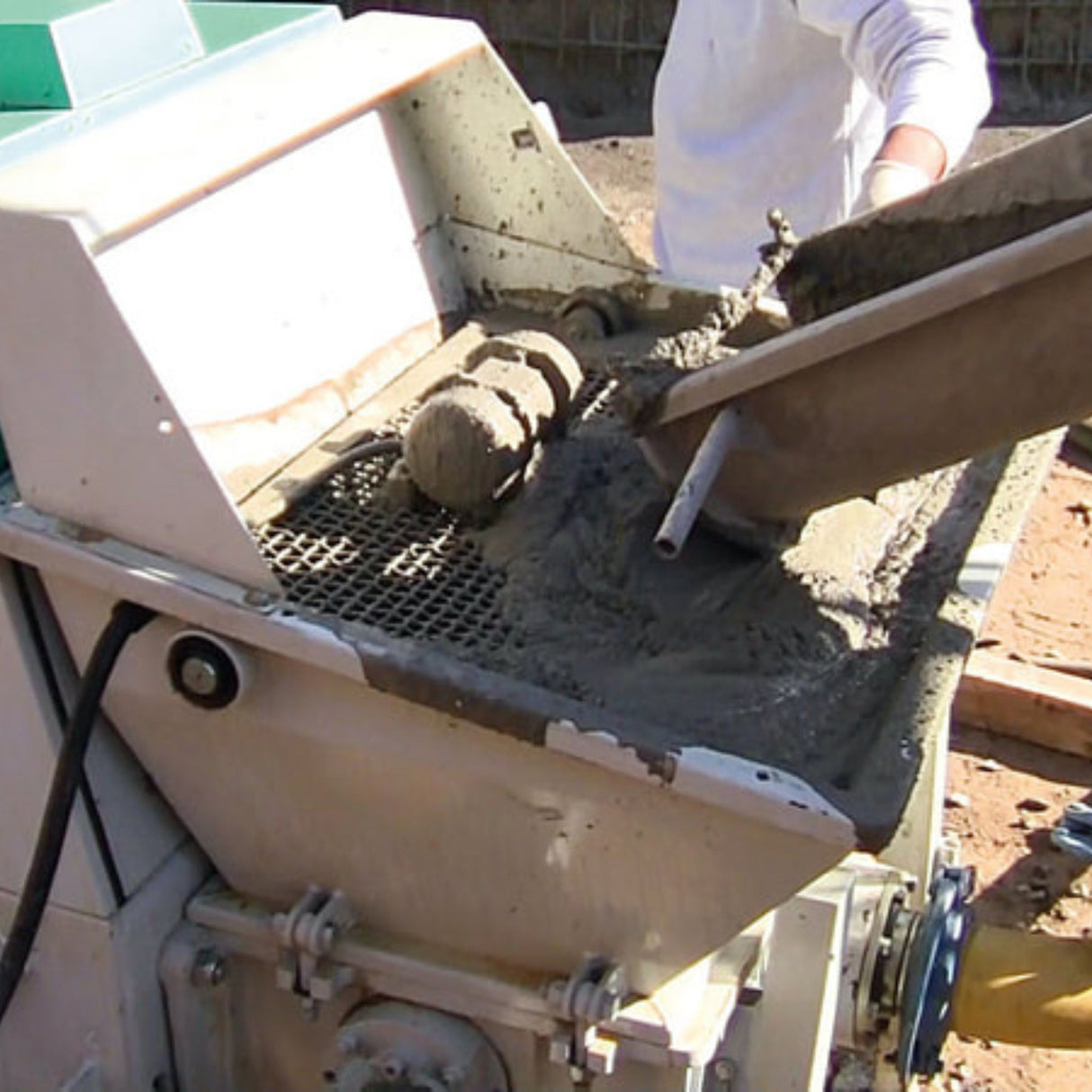 IMER Booster 20 Towable Hydraulic S-Valve Concrete Pump