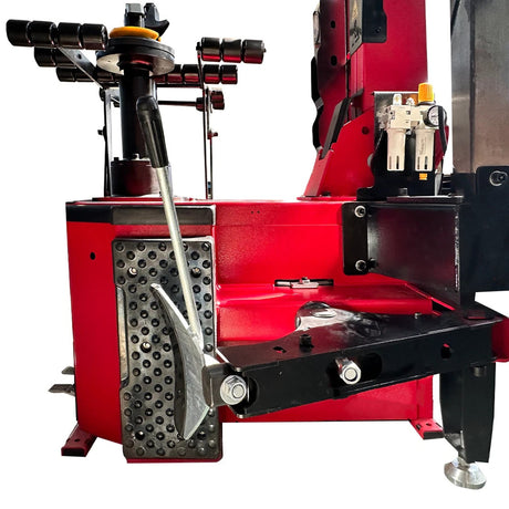 Katool KT-T880 tire changer center post clamping detail
