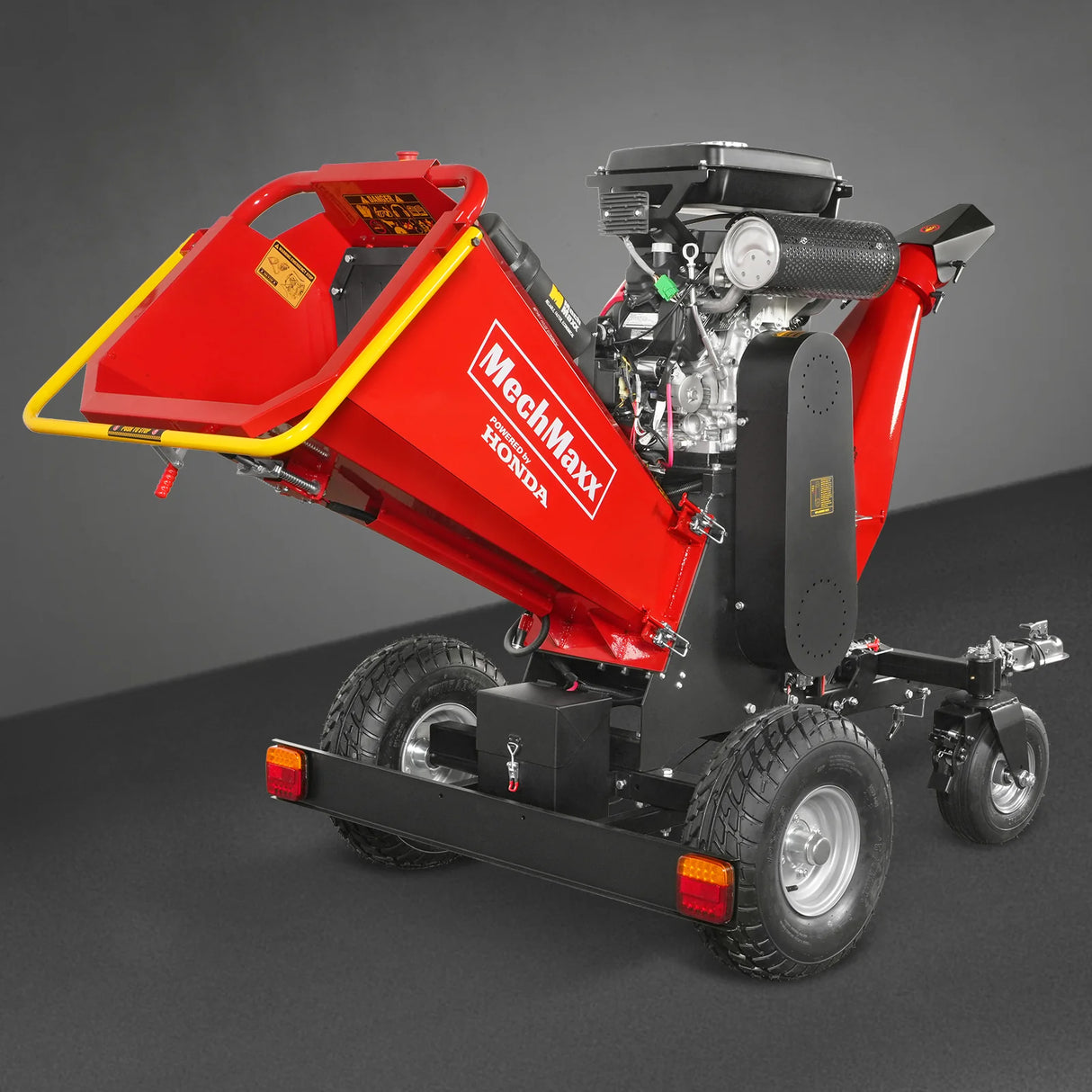 MechMaxx 8 inch HONDA E-Start 688cc 22hp Gas Powered 4 - Wheel Drum Wood Chipper with Taillight ,  B200