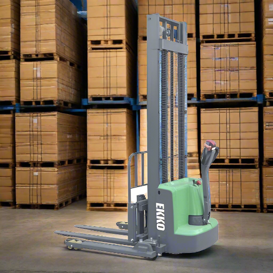 Electric Straddle Stacker | 2800 lbs Capacity | Lift Height 145'' | EKKO EB13ES-145Li