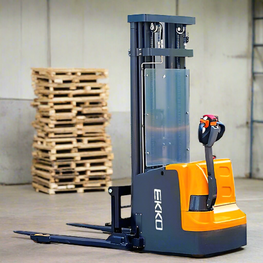 Electric Straddle Stacker | 4000 lbs Capacity | Lift Height 138'' | EKKO EB18E