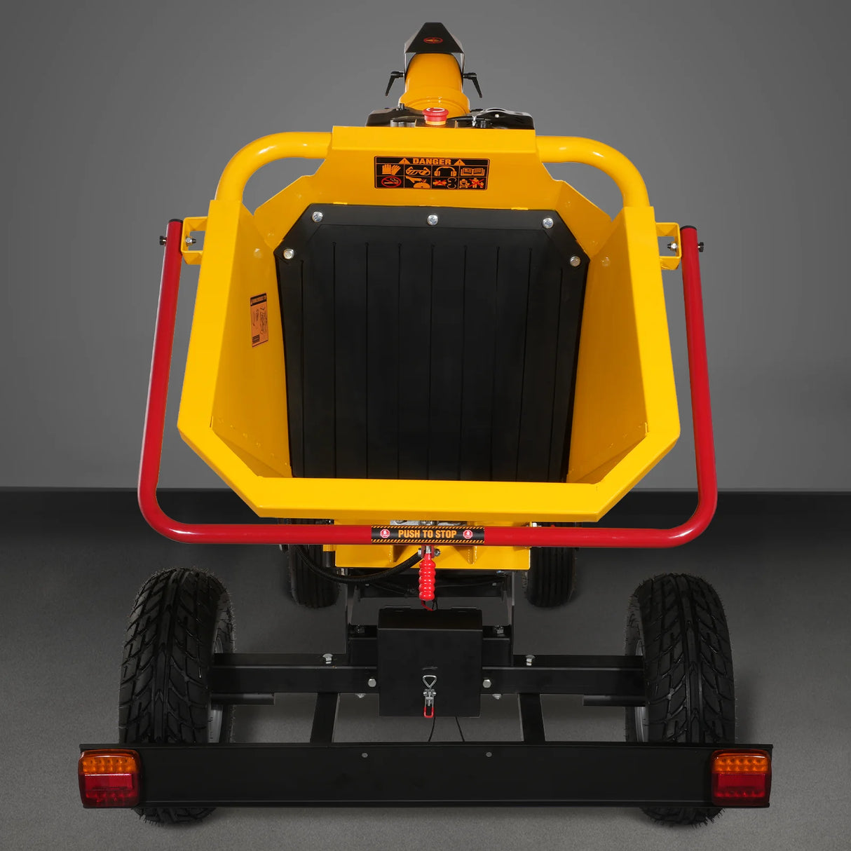 MechMaxx 6 inch E-start Zonsen 420cc 13.4hp Gas Powered 4 - Wheel Drum Wood Chipper with Taillight ,  B150