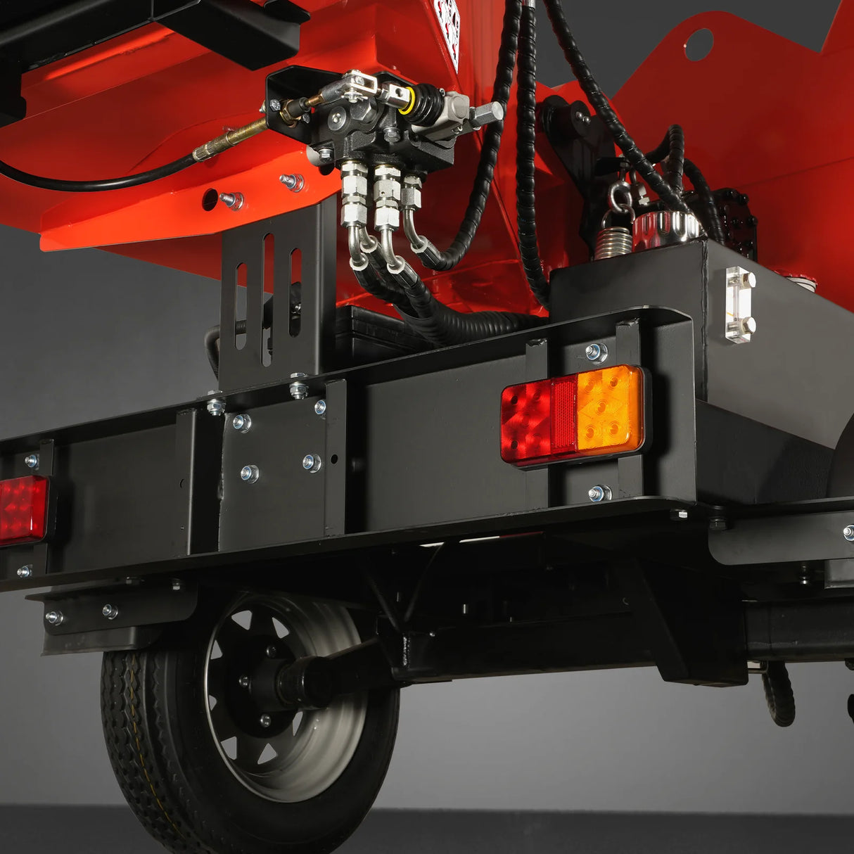 MechMaxx 25hp 750cc Twin Cylinder ZONSEN Petrol Engine 7" Hydraulic Feeding Wood Chipper,  DCH7
